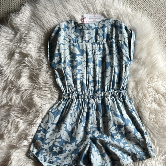 Vineyard Vines Chambray Utility Romper Girls M Blue White Floral Elastic Waist - Picture 4 of 6